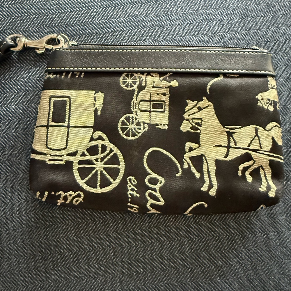 Coach Black and Gold Signature Script Wristlet: missing tag - Picture 4 of 6